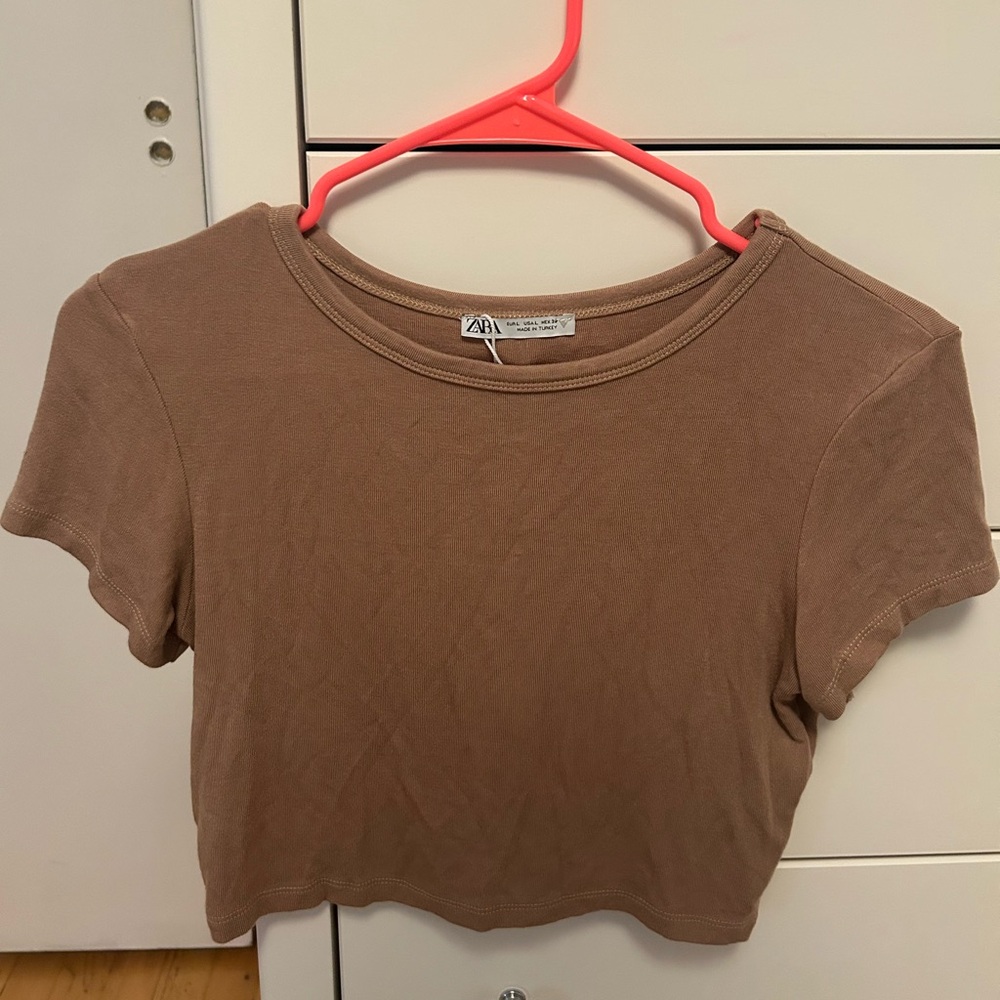 Brand New Zara Tan Casual Crop Top
